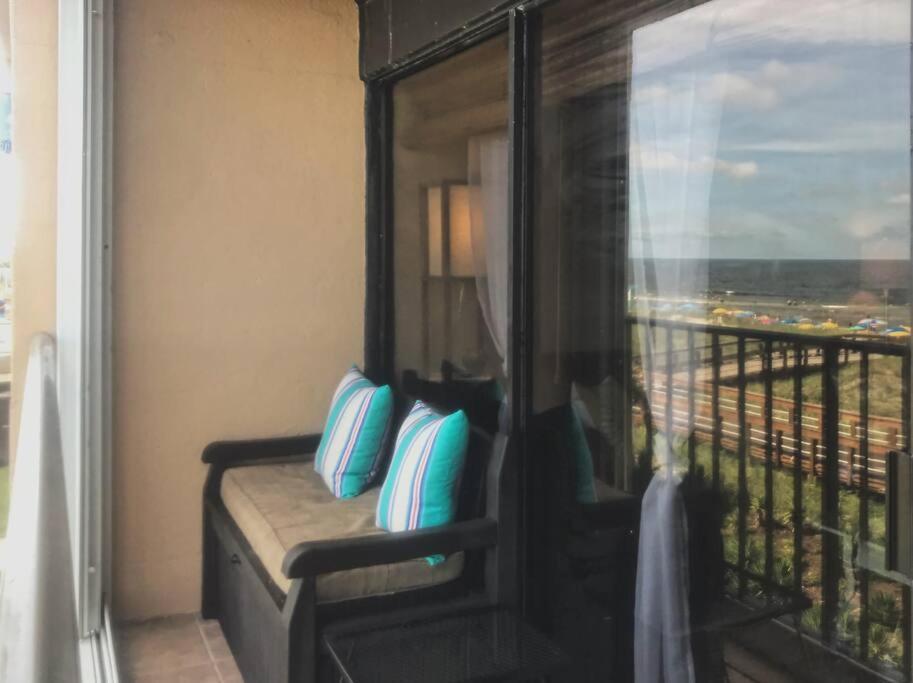 Appartamento Oceanfront * Pool * Elevator * Boardwalk Carolina Beach Esterno foto