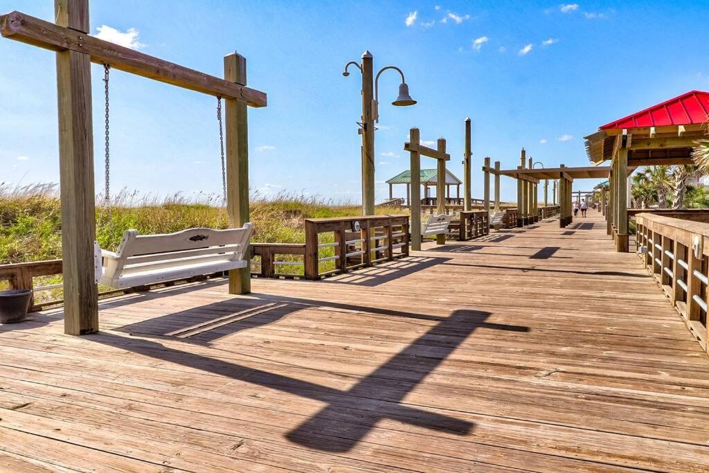 Appartamento Oceanfront * Pool * Elevator * Boardwalk Carolina Beach Esterno foto