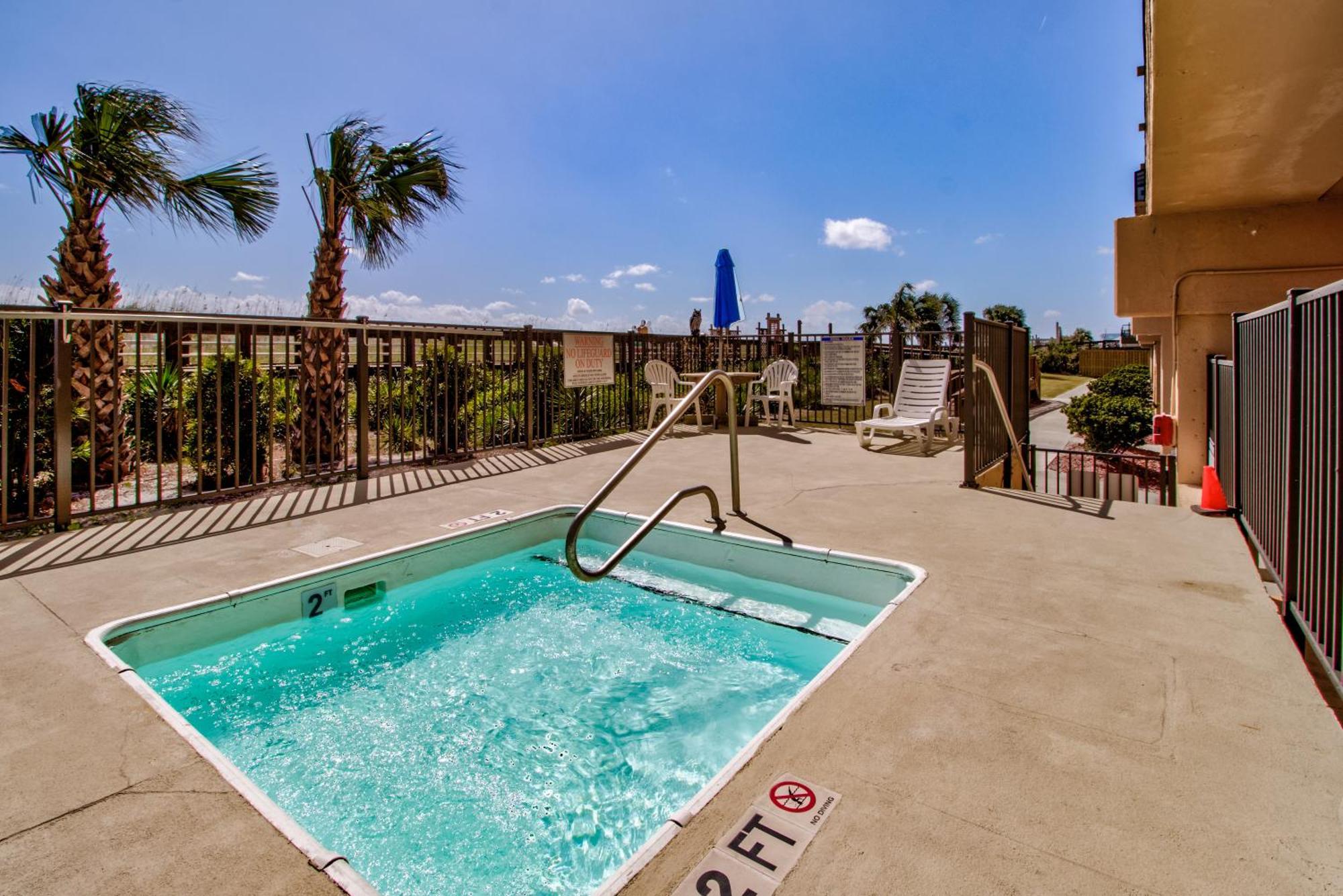 Appartamento Oceanfront * Pool * Elevator * Boardwalk Carolina Beach Esterno foto